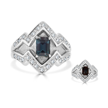 1.13ct Alexandrite Rings With 0.27tct Diamonds Set In Platinum 900 Platinum