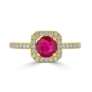 1.01ct Ruby ring with 0.25tct diamonds set in 14K yellow gold