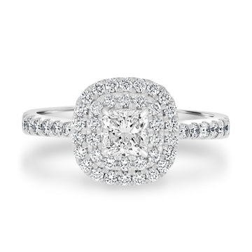 0.52ct Diamond Ring with 0.55tct Diamonds set in 950 Platinum