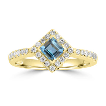 0.413ct Aquamarine Rings with 0.296tct Diamond set in 18K Yellow Gold
