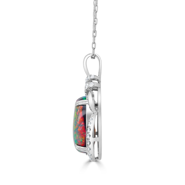 3.00Ct Opal Pendant With 0.16Tct Diamonds Set In 14K White Gold