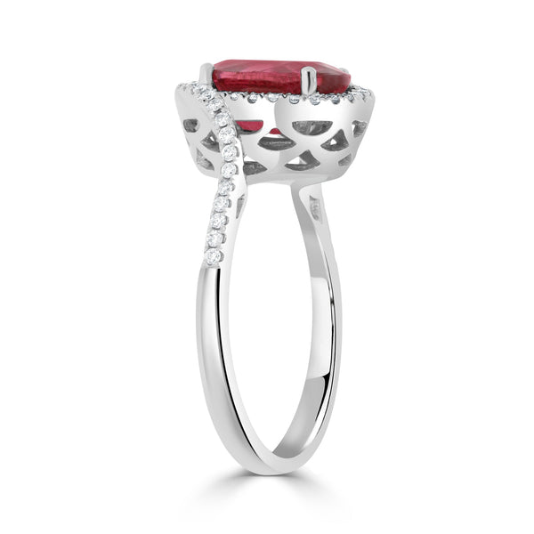 2.14ct Tourmaline ring with 0.21tct diamonds set in 14kt white gold