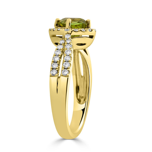 1.40ct Sphene ring with 0.42tct diamonds set in 14K yellow gold
