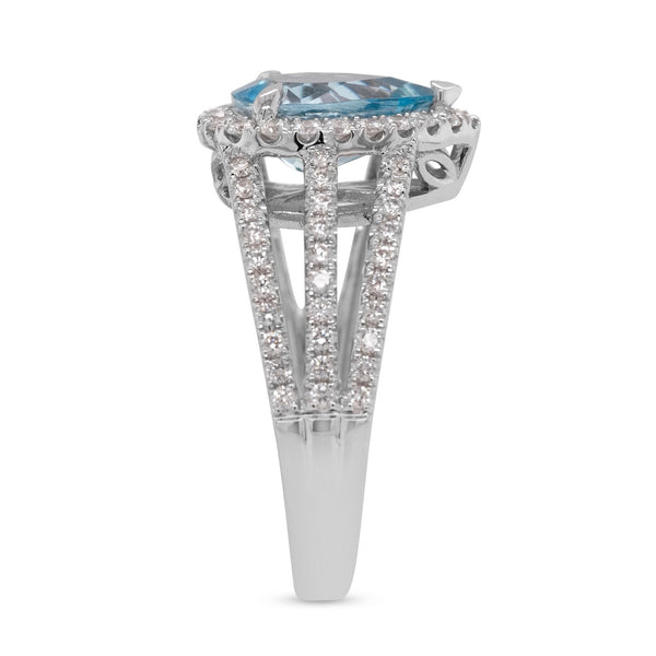 1.48ct Aquamarine ring with 0.55tct diamonds set in 14K white gold