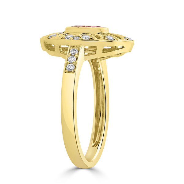 0.59ct Spinel ring with 0.26tct diamonds set in 14K yellow gold