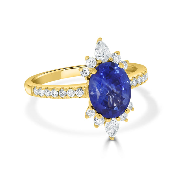 2.3ct Sapphire Ring with 0.48tct Diamonds set in 14K Yellow Gold