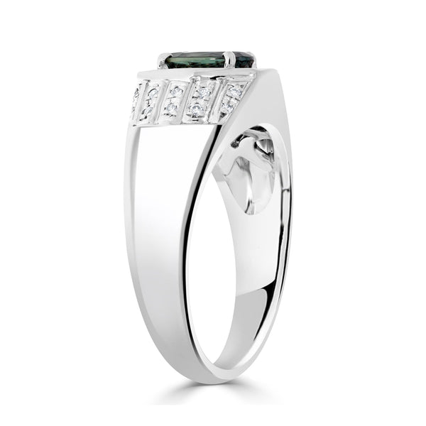 0.82ct Alexandrite Rings With 0.14tct Diamonds Set In Platinum 900 Platinum