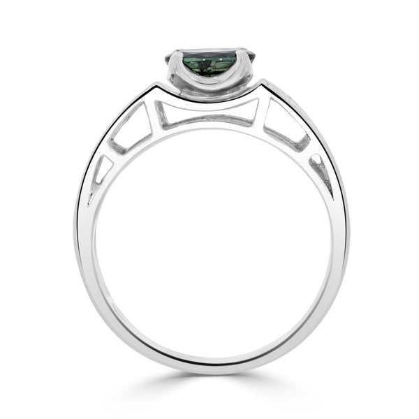 0.70ct Alexandrite Rings With 0.12tct Diamonds Set In Platinum 900 Platinum