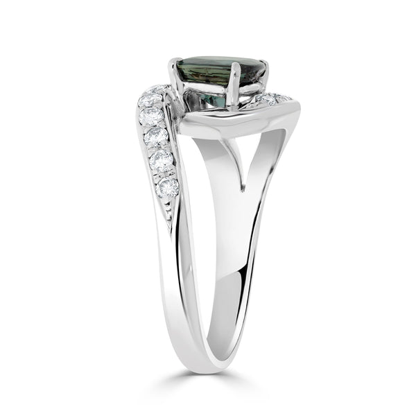 1.07ct Alexandrite Rings With 0.30tct Diamonds Set In Platinum 900 Platinum