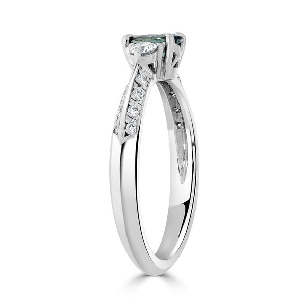 0.39ct Alexandrite Rings With 0.27tct Diamonds Set In Platinum 950 Platinum