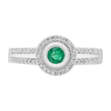 0.24ct Emerald Ring With 0.22tct Diamonds Set In 14kt White Gold