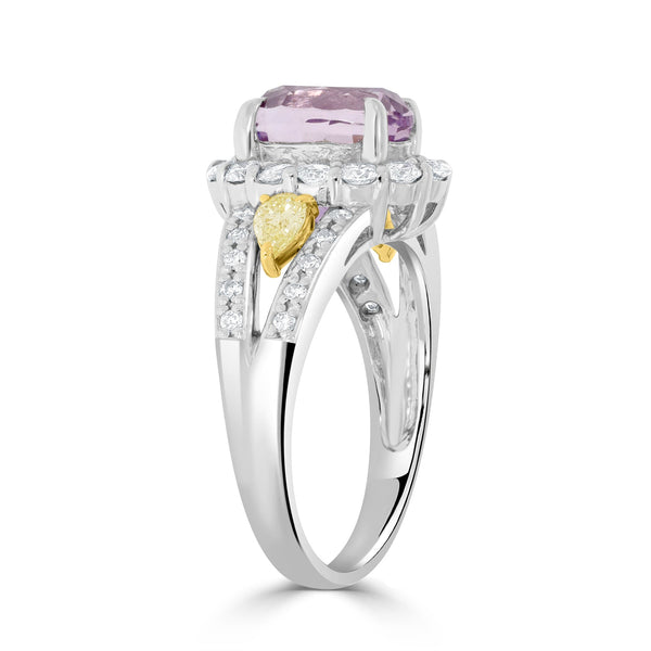 3.79ct Sapphire Ring with 1.02tct Diamonds set in Platinum