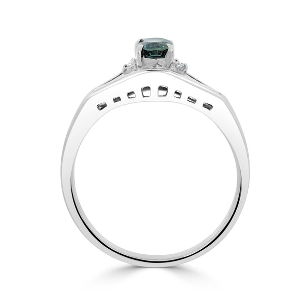 0.47ct Alexandrite Rings With 0.48tct Diamonds Set In Platinum 900 Platinum
