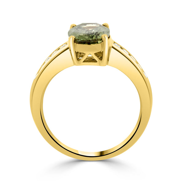 3.06ct Sapphire Rings with 0.21tct diamonds set in 18KT yellow gold