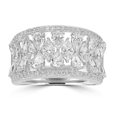 2.55tct Diamond Rings with 0.22tct Diamond set in 18K White Gold