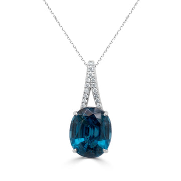 6.39ct Kyanite Pendant with 0.14tct Diamonds set in 14K White Gold
