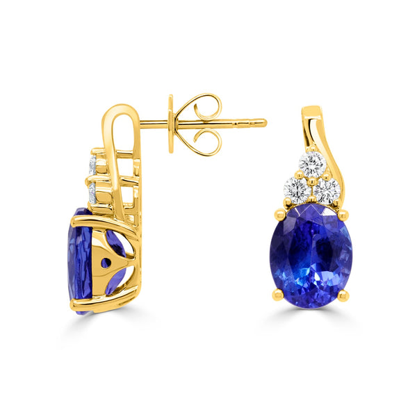 5.00 ct Tanzanite with 0.36 ct diamonds set in 14K yellow gold