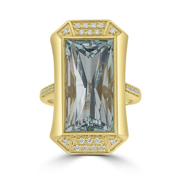 9.76ct  Aquamarine Rings with 0.18tct Diamond set in 18K Yellow Gold
