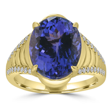 6.774ct Tanzanite Rings with 0.198tct Diamond set in 18K Yellow Gold