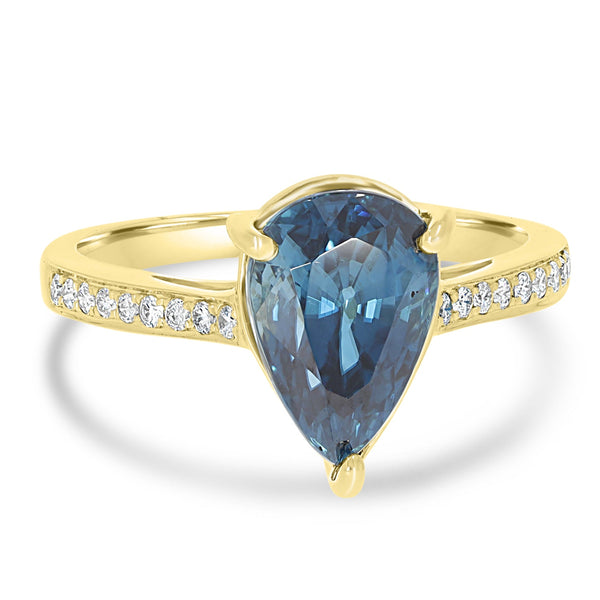 4.81ct Blue Zircon Ring with 0.14tct Diamonds set in 14K Yellow Gold
