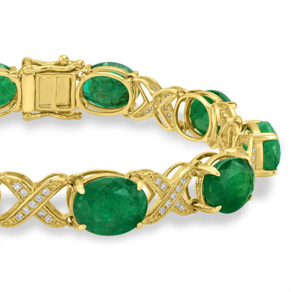 24.7tct Emerald Bracelet with 0.4tct Diamonds set in 14K Yellow Gold