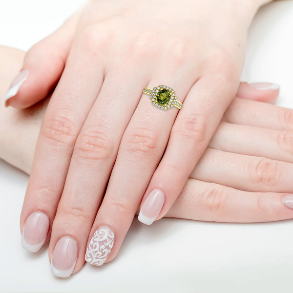 1.67ct Demantoid Garnet Ring with 0.41tct Diamonds set in 14K Yellow Gold