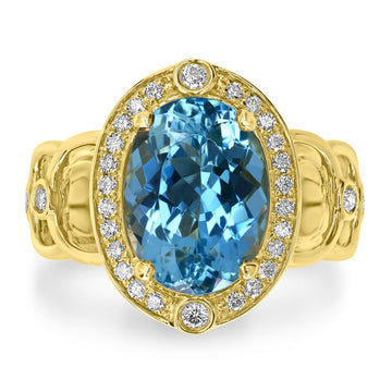4.3ct Aquamarine Ring with 0.28tct Diamonds set in 14K Yellow Gold