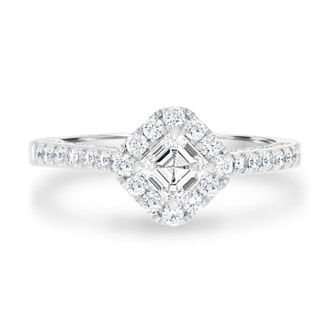 0.54ct Diamond Ring with 0.47tct Diamonds set in 950 Platinum