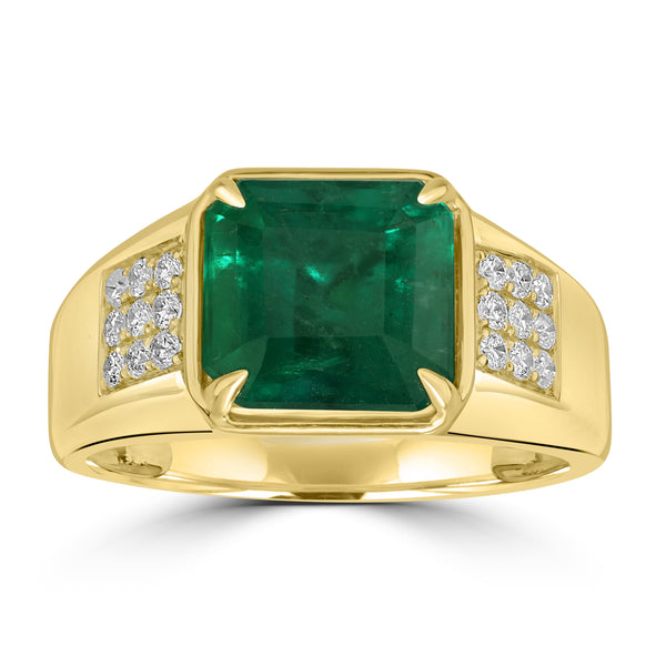4.49ct Emerald Rings with 0.3tct Diamond set in 18K Yellow Gold