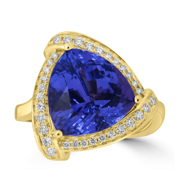7.35ct Tanzanite Rings with 0.23tct Diamond set in 18K Yellow Gold
