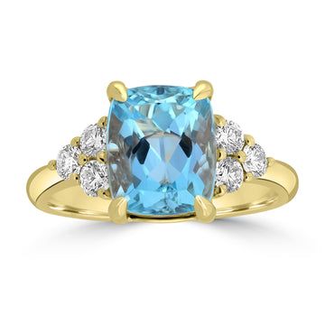 3.22ct Aquamarine Rings with 0.46tct Diamond set in 18K Yellow Gold