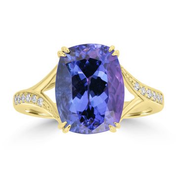 5.2ct Tanzanite Rings with 0.097tct Diamond set in 18K Yellow Gold