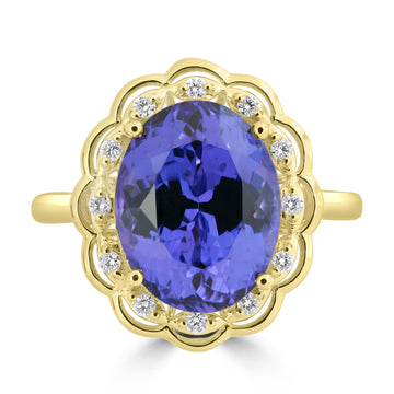 6.7ct Tanzanite Rings with 0.134tct Diamond set in 18K Yellow Gold