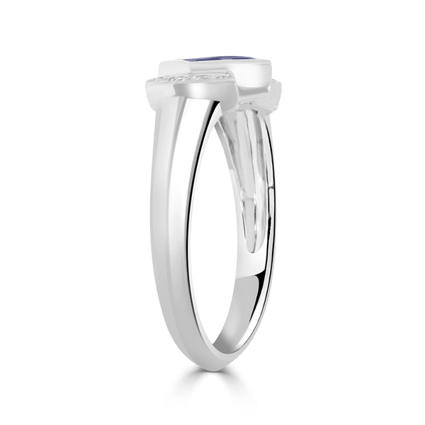 0.5 Sapphire Rings with 0.05tct Diamond set in 14K White Gold
