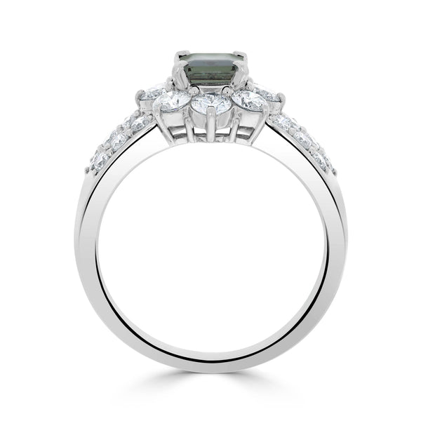 0.89ct Alexandrite Rings With 1.46tct Diamonds Set In Platinum 900 Platinum