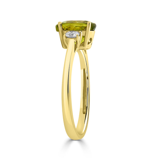 1.72ct Sphene ring with 0.20tct diamonds set in 14K yellow gold