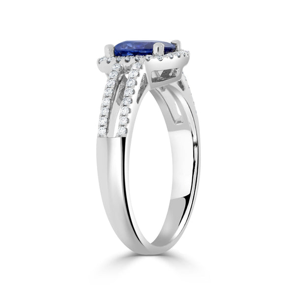 1.05ct Sapphire Ring with 0.21tct Diamonds set in 14K White Gold
