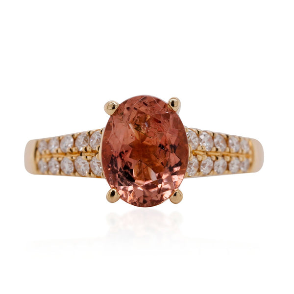 1.66ct Tourmaline ring with 0.27tct diamonds set in 14K yellow gold