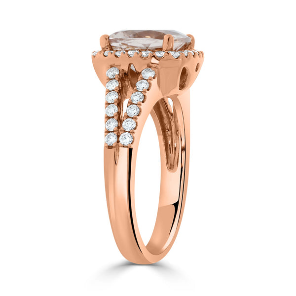 2.60t Morganite Rings with 0.50tct diamonds set in 14kt rose gold