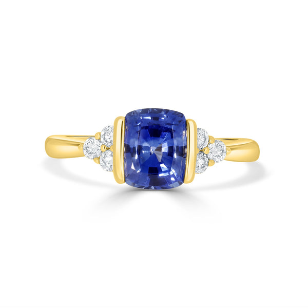 1.96ct Sapphire Ring with 0.23tct Diamonds set in 14K Yellow Gold