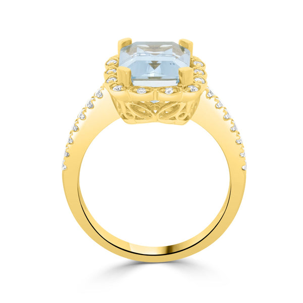 3.42ct Aquamarine Rings with 0.29tct Diamond set in 14K Yellow Gold