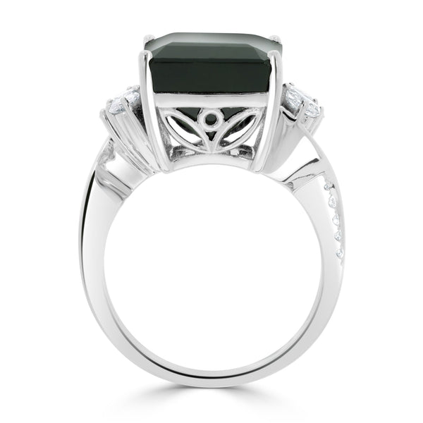 9.23ct Tourmaline ring with 0.48tct diamonds set in 14kt white gold