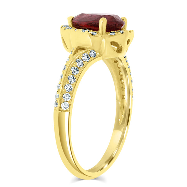 1.93Ct Ruby Ring With 0.44Tct Diamonds Set In 18K Yellow Gold