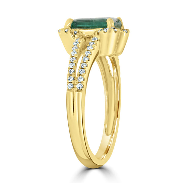 1.53ct Emerald Rings with 0.20tct diamonds set in 14kt yellow gold