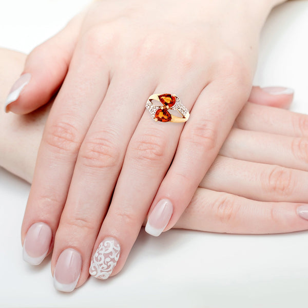 2.80ct Mandarin Garnet ring with 0.29ct diamonds set in 14K white gold