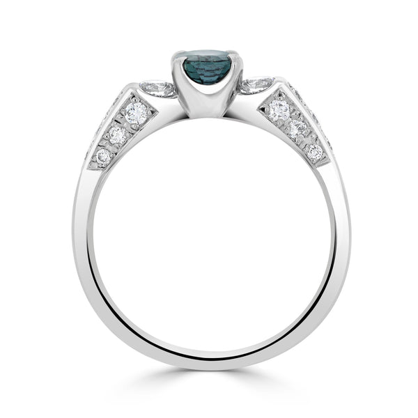 0.72ct Alexandrite Rings With 0.44tct Diamonds Set In Platinum 900 Platinum