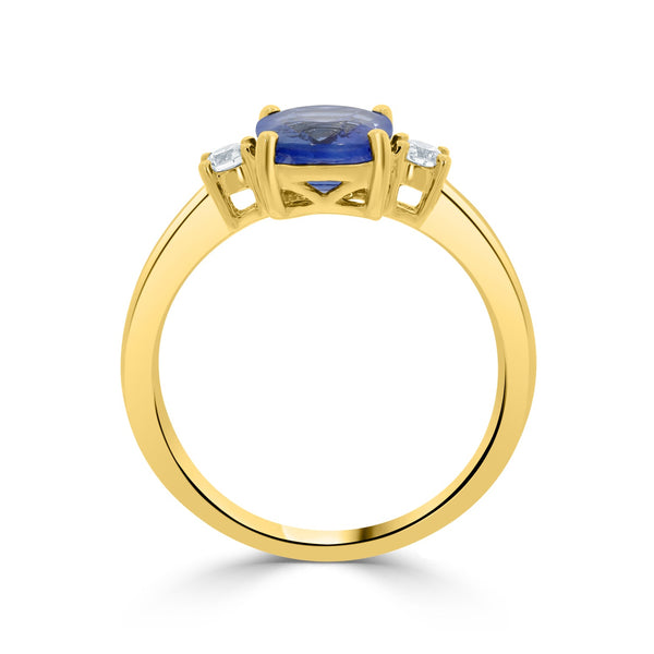 2.39ct Sapphire Ring with 0.15tct Diamonds set in 14K Yellow Gold