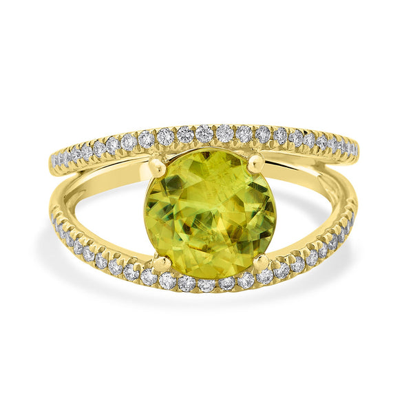2.72ct Sphene ring with 0.35tct diamonds set in 14K yellow gold
