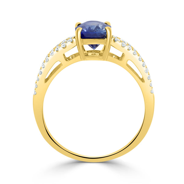 1.87ct Sapphire Ring with 0.29tct Diamonds set in 14K Yellow Gold