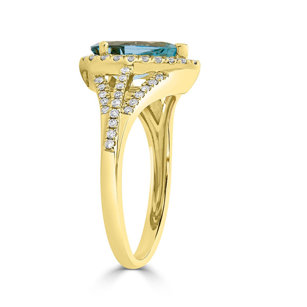 1.35Ct Aquamarine Ring With 0.32Tct Diamonds Set In 14Kt Yellow Gold